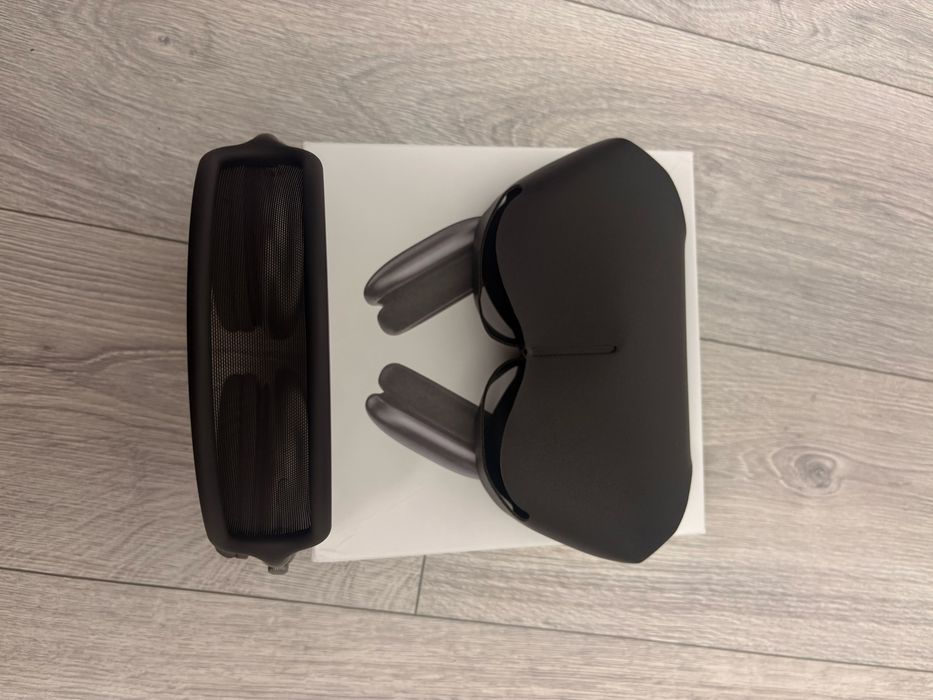 Apple AirPods Max – Space Grey