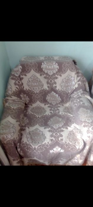 Продам кресло-кровать две штуки