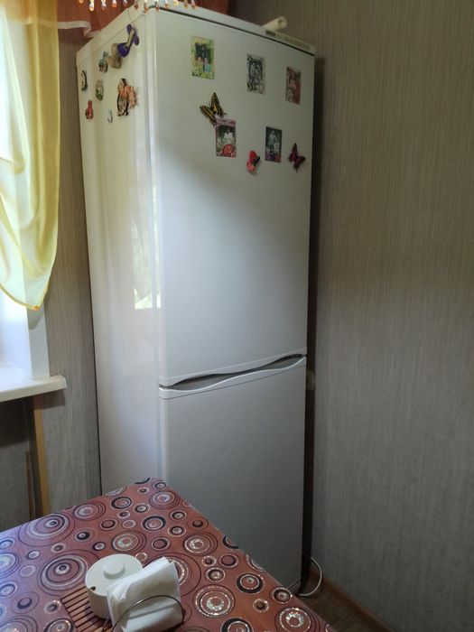 Продам двухкомнатную  .