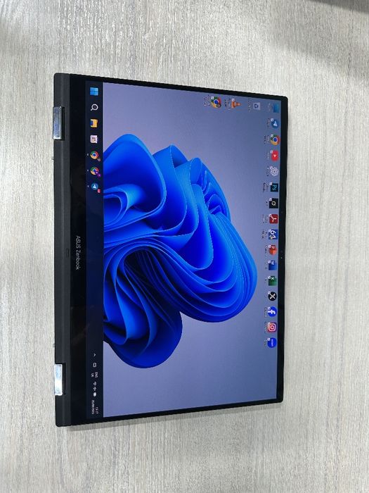 Asus Zenbook 14 Flip Oled | 16/512 Gb | Yangidek