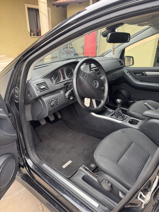 Mercedes B class