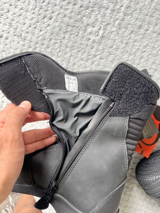 Мотоботы размер 40. Новые с этикеткой