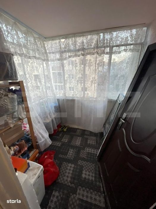 Apartament 4 camere, 100 mp, zona Tractorul