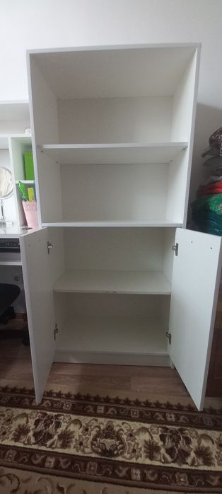 Стеллаж сатылады. Тек 2 ай ұсталған.