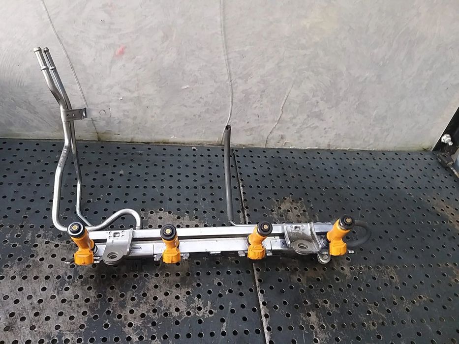 Rampa cu injectoare 1.3 b suzuki jimny