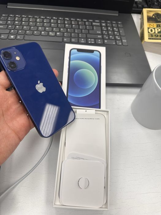 Продам iphone 12