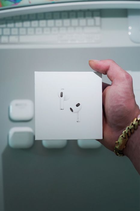 AirPods Gen 3 Refurbished - 10/10