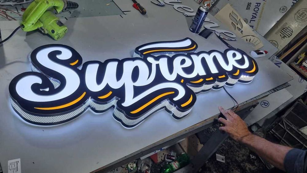 Наружная реклама и лайтбоксы | Pilon va stela ishlab chiqarish