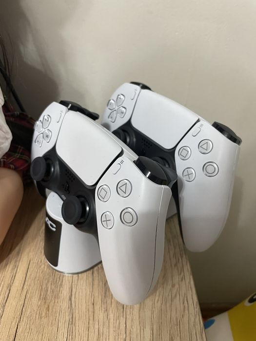 Продам PlayStation 5 Slim