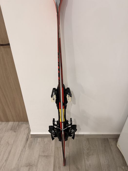 Schiuri Atomic  140 cm