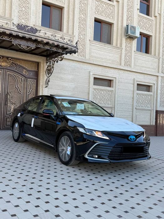 Tayota Camry hybrid 2.5 Mator