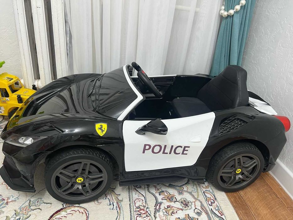 Электромашинка детская