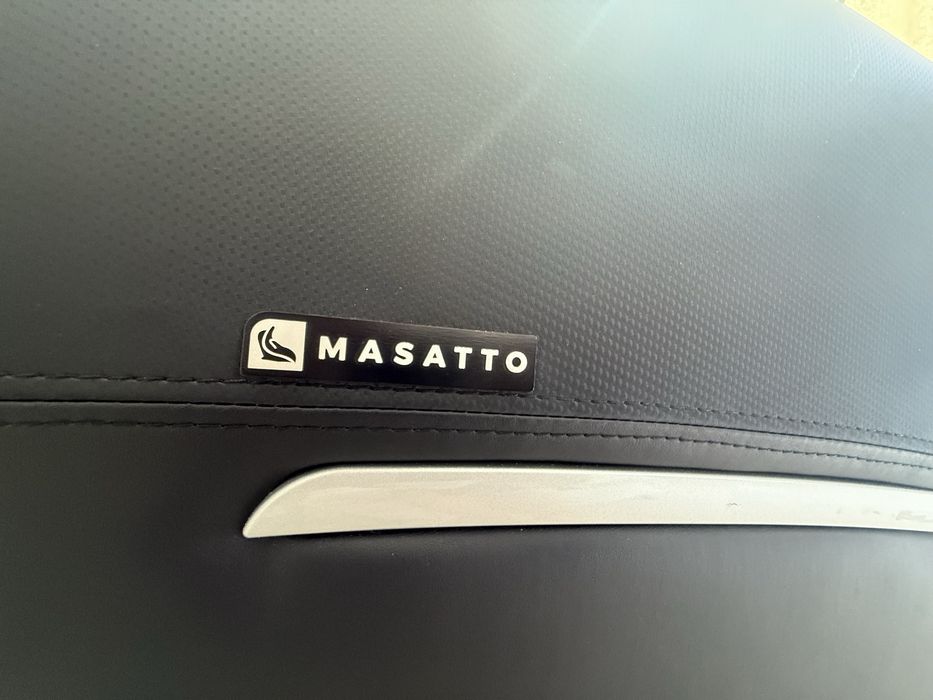 Scaun de masaj Masatto functional,confort premium