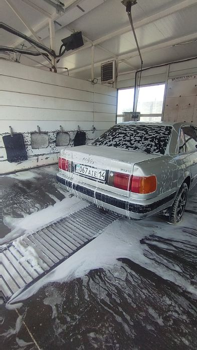Продам Ауди 100с4