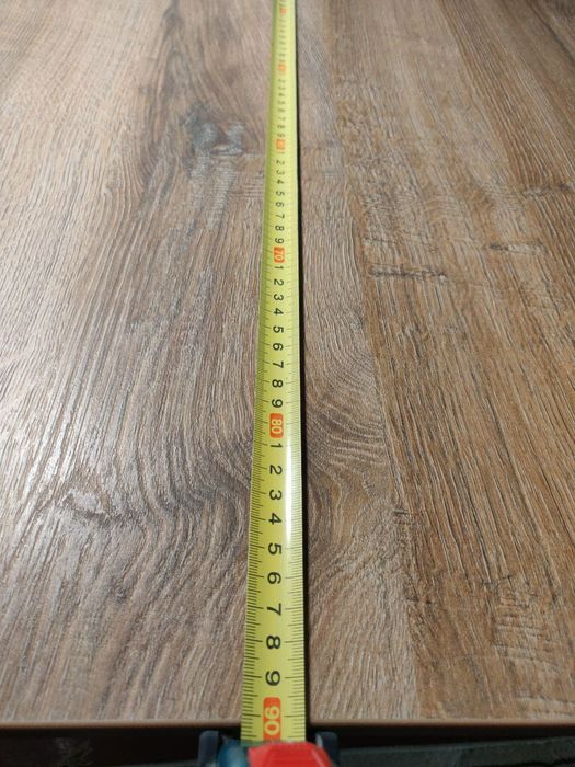 Стол для шитья  и работы