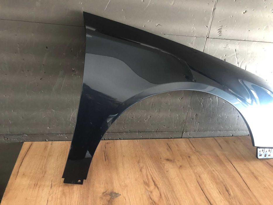 Aripa Fata Dreapta&Stanga VW Passat B6 An 2005-2011 (LC5F (Albastru))