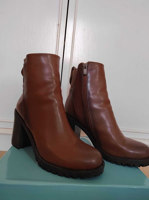 Кафяви боти, размер 38, изкуствена кожа