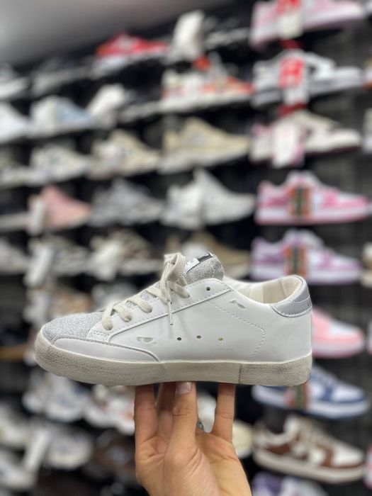 Adidasi Golden Goose Special Edition