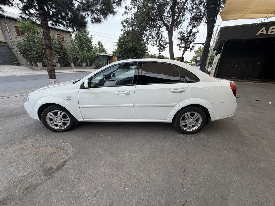 Lasetti 1.6 avtomat 3 poz