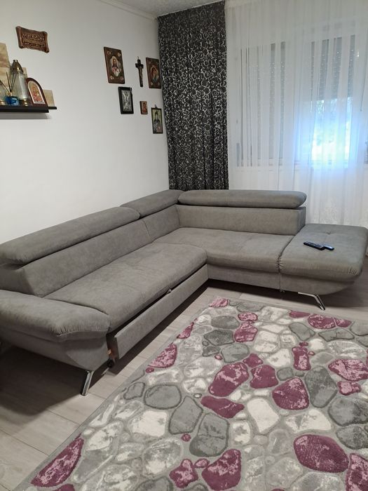 Vand colțar in stare foarte buna