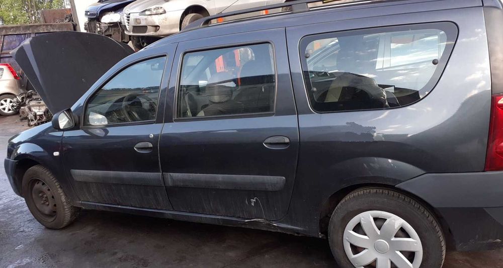 Дачия Логан 1.5  DCI  – само на части