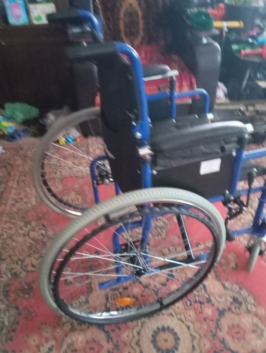 Коляска для инвалидов