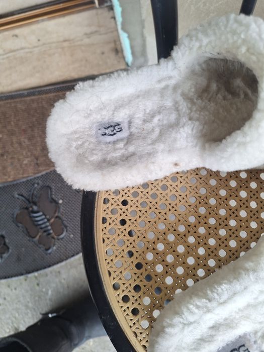 Papuci  de  dama  ugg