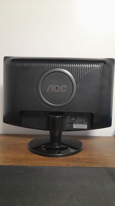 Vând monitor AOC