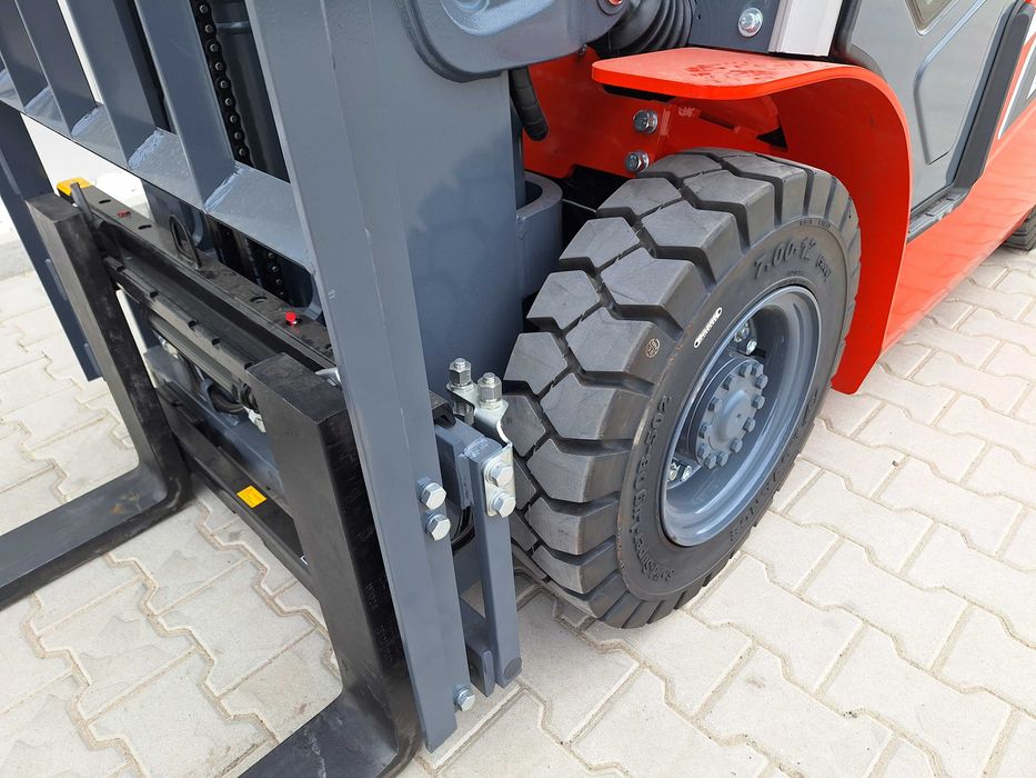 Мотокар HELI CPYD25 (НОВ) - 4700 mm