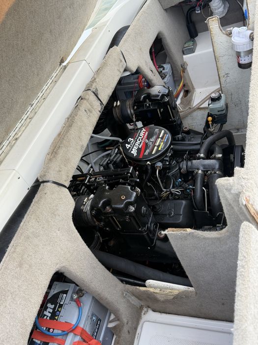 Maxum 2100 SC2 4.3 Mercruiser