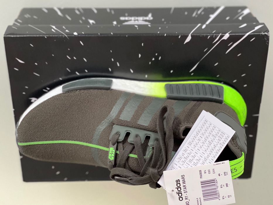 Маратонки АДИДАС NMD R1 - STAR WARS, YODA, нови в кутия номер 44
