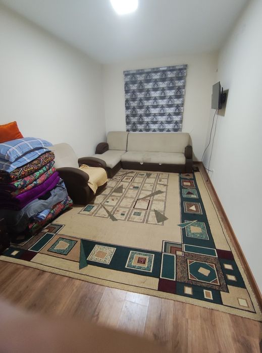 Сергили чоштепа метрони енида студентларга 100д 4та болага