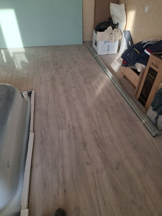 Отдам ламинат бесплатно