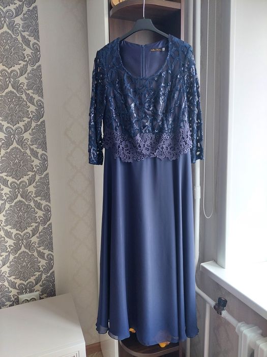 Платье женское вечернее