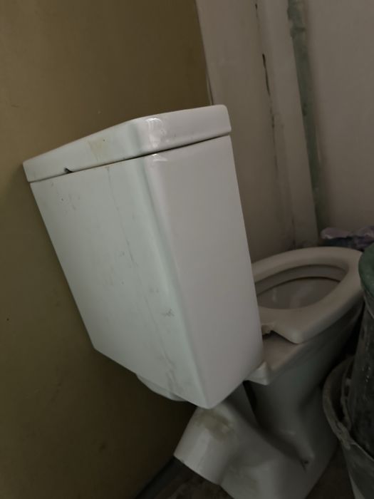 Унитаз для ремонта