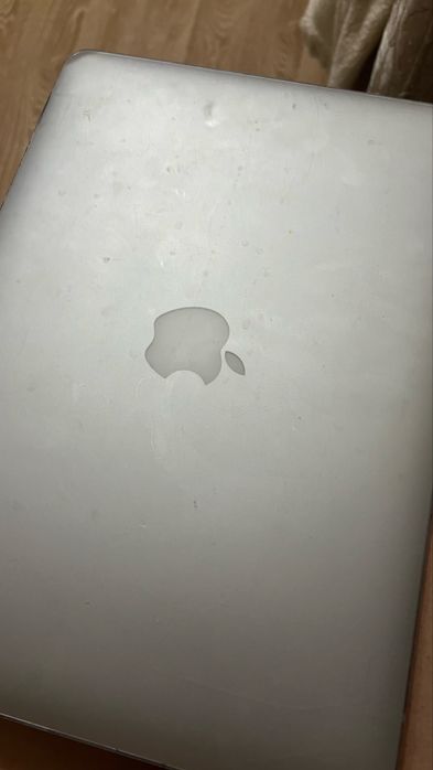 Macbook продам в отличном  состоянии