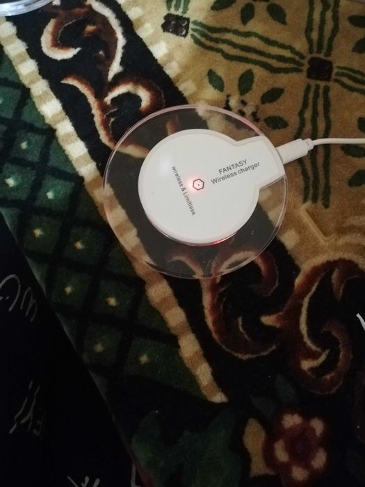 Безжични зарядни