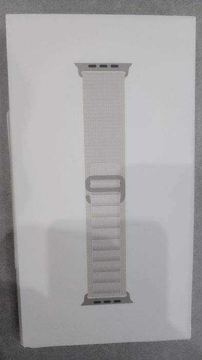Продаётся запечатанный абсолютно новый часы от Apple Iwatch Ultra 49mm