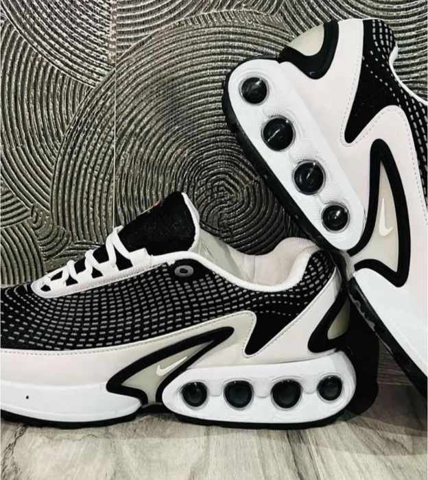 Нови обувки Nike air max DN