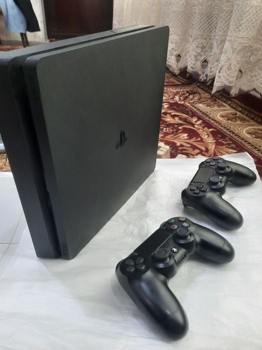 Ps4 silim 500gb.
