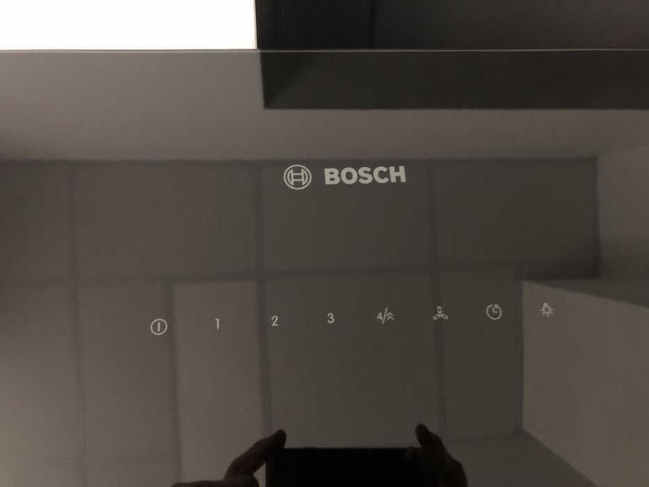 Декоративен абсорбатор за вгаждане Bosch DWK099G61