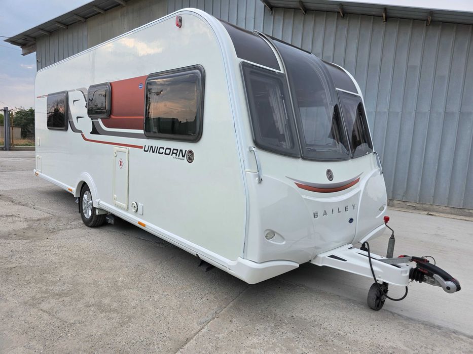 Каравана Bailey Unicorn Vigo 2015