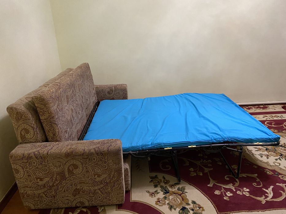 Продам раскладной диван