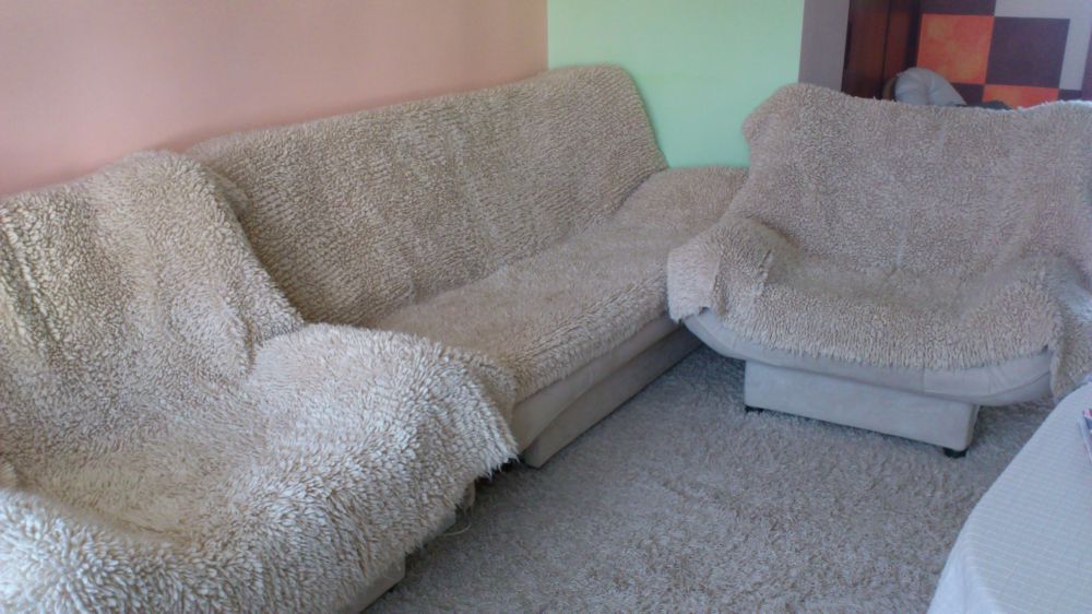 Продавам китеници к-кт бели вълнени