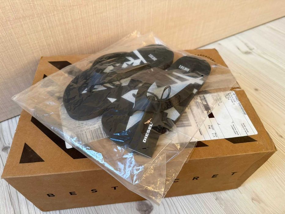 Чехли Diesel чисто нови 34 номер