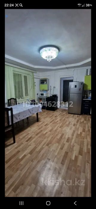 Срочно продаётся два дома