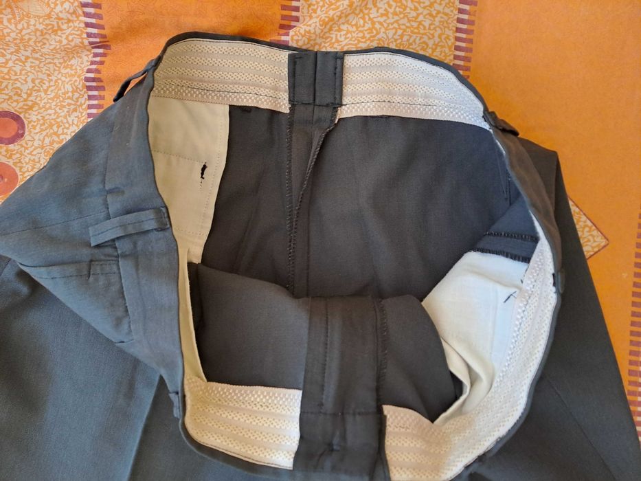 Мъжки тъмносив широк панталон нов размер L