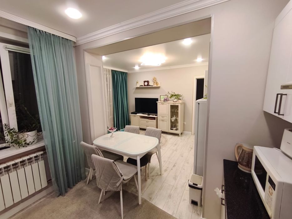 Продам 4-х комнатную комнату