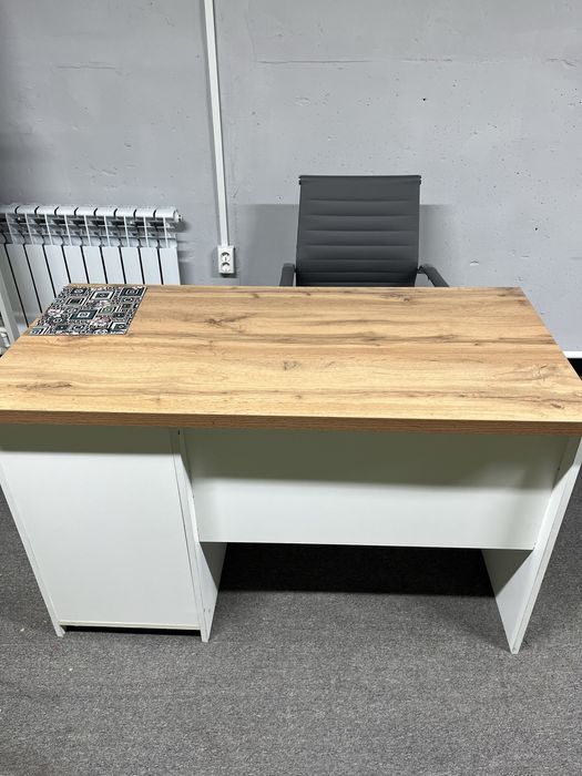 Мебель для офиса. Столы и стулья.