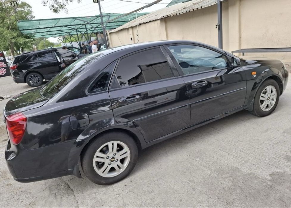 Arenda Vikup Lasette 1.8 Metan